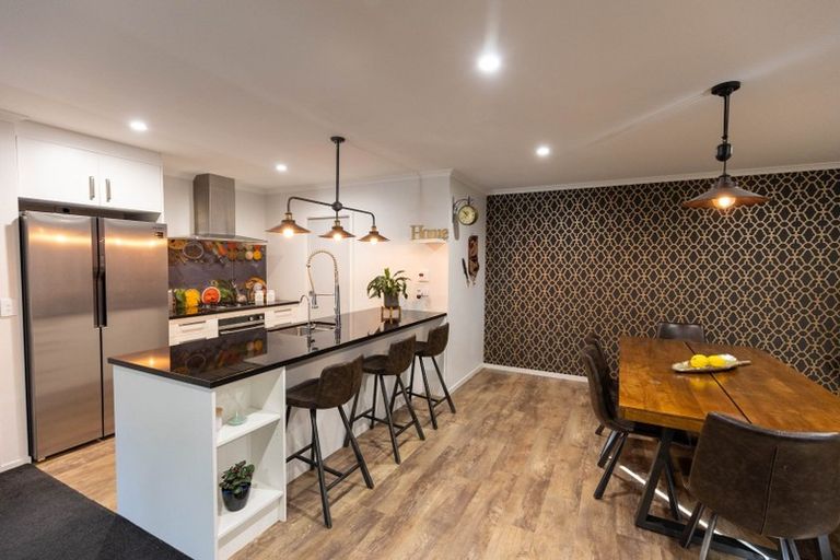 Photo of property in 111 Melksham Drive, Churton Park, Wellington, 6037