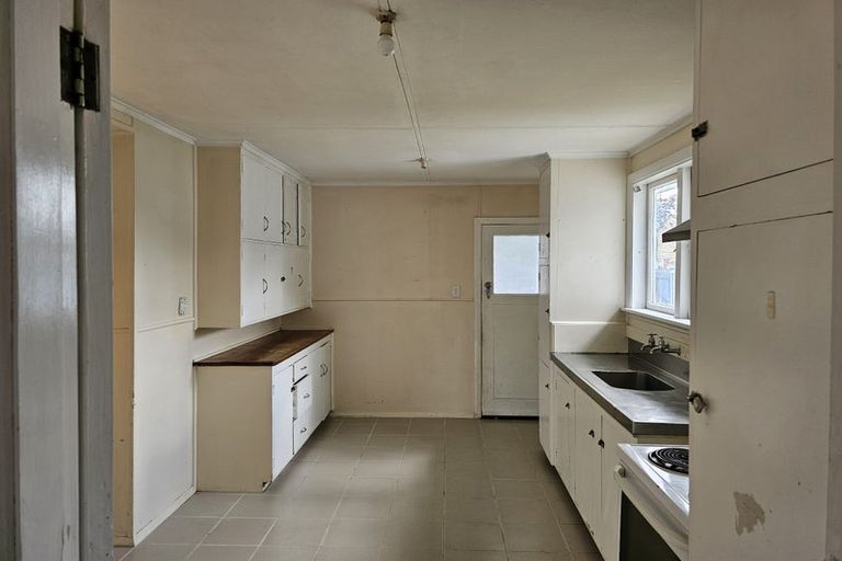 Photo of property in 15 Cameron Crescent, Masterton, 5810