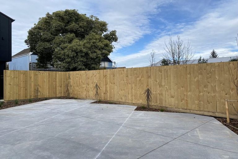 Photo of property in 2/320 Gloucester Street, Christchurch Central, Christchurch, 8011