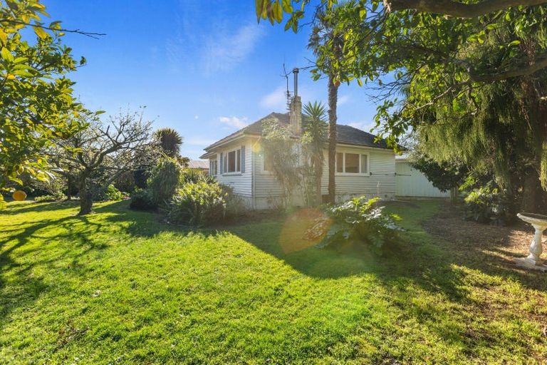 Photo of property in 24 Stratford Place, Otumoetai, Tauranga, 3110