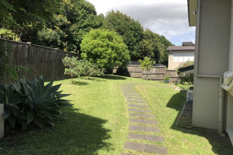 Photo of property in 104 Cyril French Drive, Flat Bush, Auckland, 2016