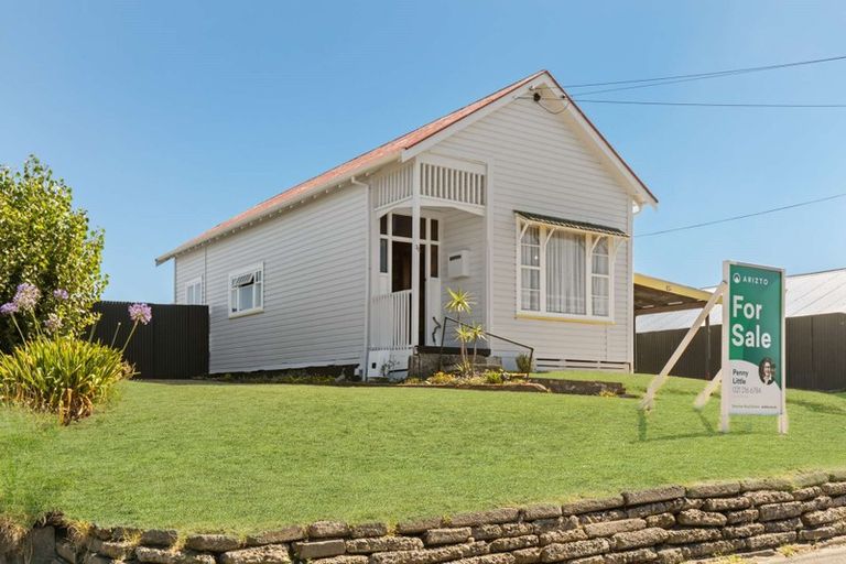 Photo of property in 30 Kowhai Street, Castlecliff, Whanganui, 4501