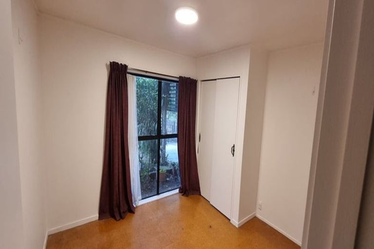 Photo of property in 10 Steeple Rise, Pakuranga, Auckland, 2010