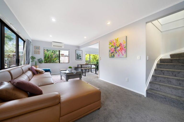 Photo of property in 2/29 Humphrey Kemp Avenue, Henderson, Auckland, 0612