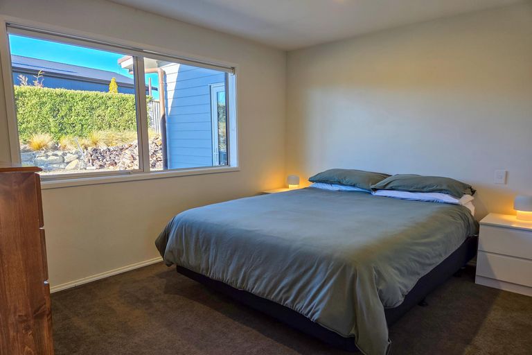 Photo of property in 10 Manning Place, Lake Tekapo, 7999