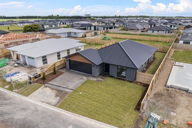Photo of property in 33 Duporth Road, Rolleston, 7614
