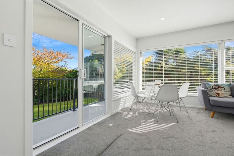Photo of property in 46b Grand Vue Road, Kawaha Point, Rotorua, 3010