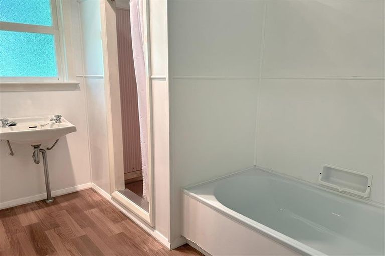 Photo of property in 10a Kowhai Street, Tuakau, 2121