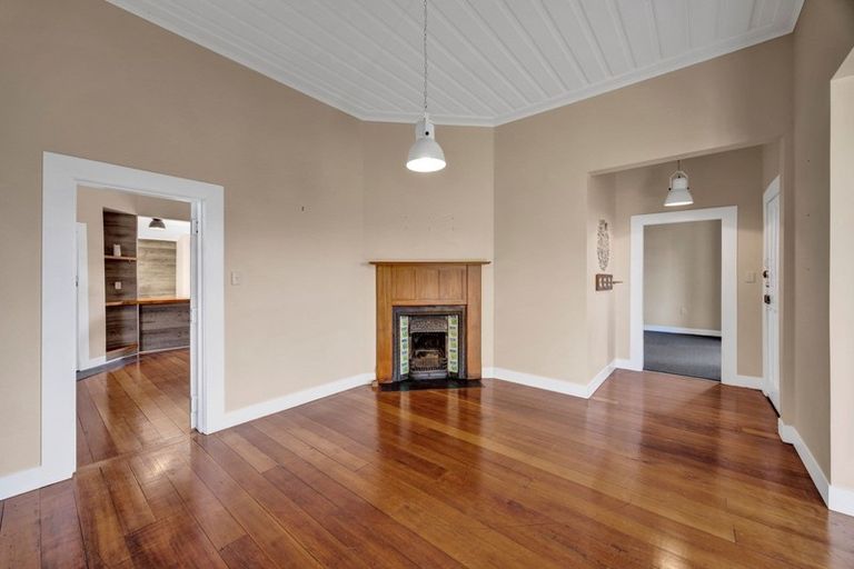 Photo of property in 120 Manawapou Road, Hawera, 4610