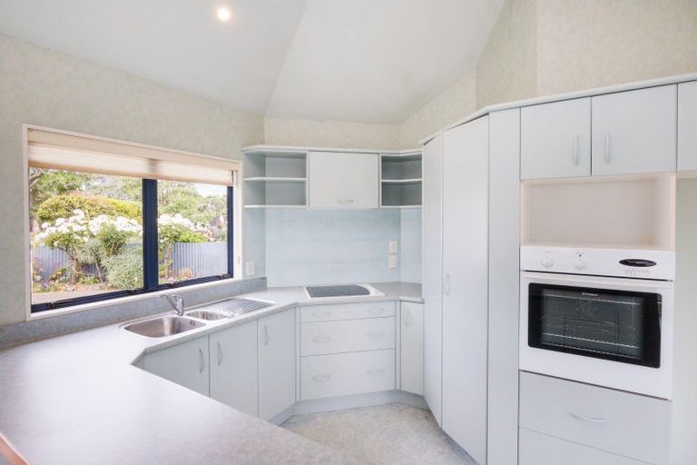 Photo of property in 8 Martin Street, Palmerston North, 4414