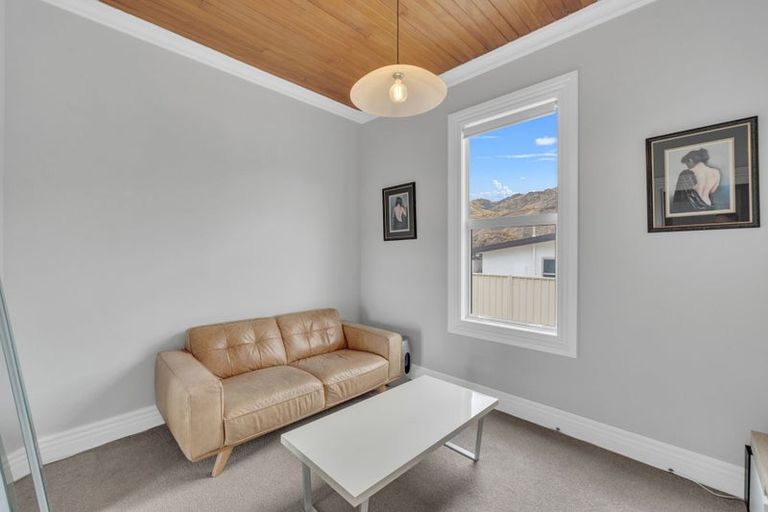 Photo of property in 5 Molyneux Avenue, Cromwell, 9310