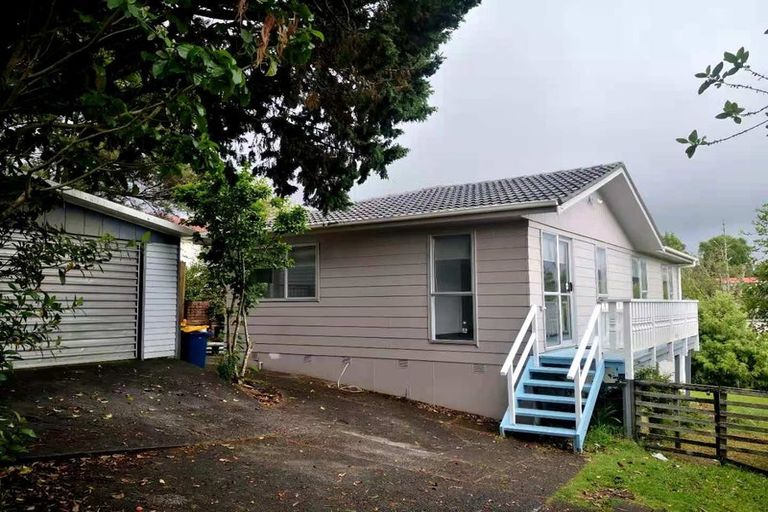 Photo of property in 31 Leo Street, Glen Eden, Auckland, 0602