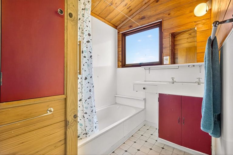 Photo of property in 14 Sunset Street, Hilltop, Taupo, 3330