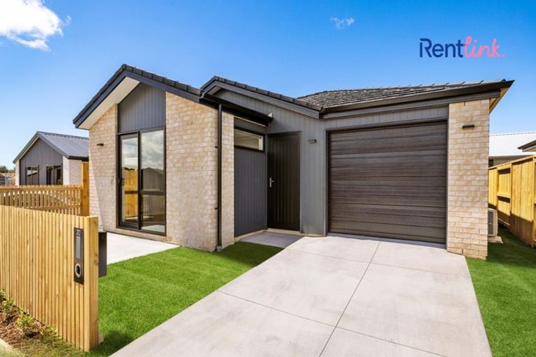 Photo of property in 30 Oioi Lane, Poike, Tauranga, 3112