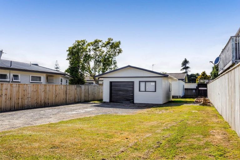 Photo of property in Hinau Street, Inglewood, 4330