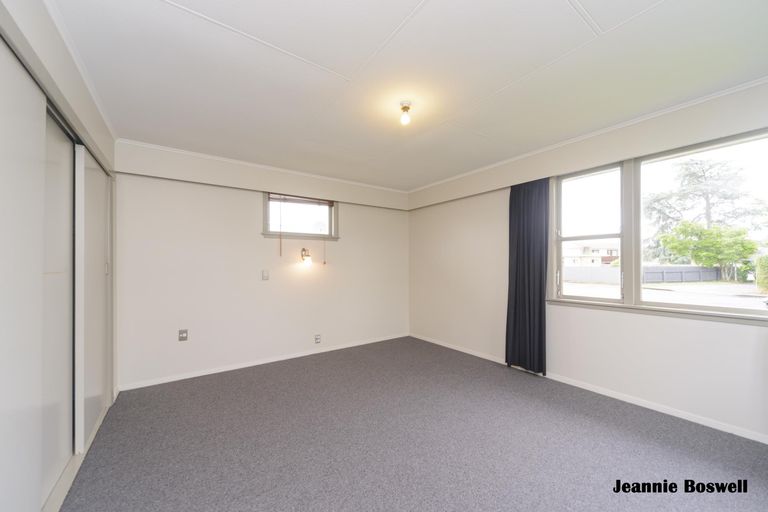 Photo of property in 5 Purnell Court, Awapuni, Palmerston North, 4412
