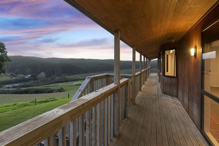 Photo of property in 100 Forestry Road, Riverhead, 0892