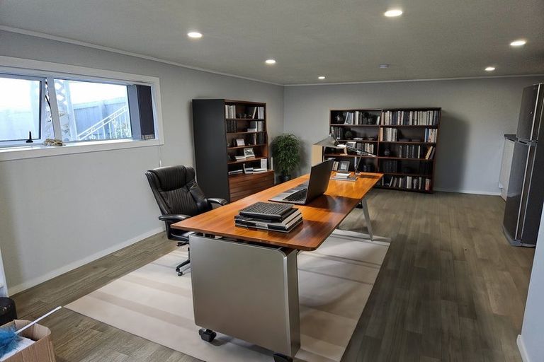 Photo of property in 2/23 Green Street, Papakura, 2110