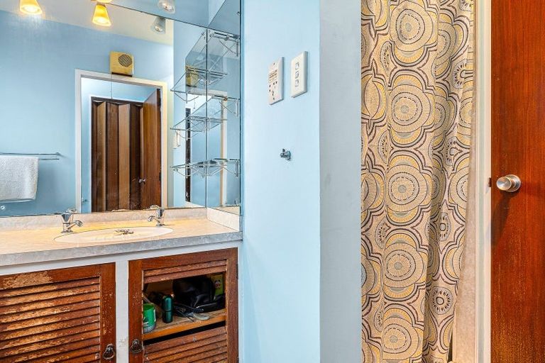 Photo of property in 23 Woodcote Avenue, Hornby, Christchurch, 8042