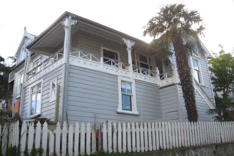 Photo of property in 2 Cameron Road, Bluff Hill, Napier, 4110