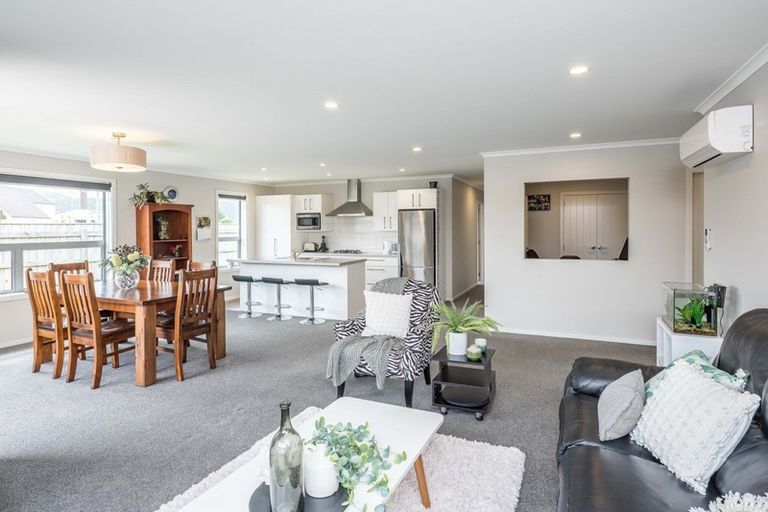 Photo of property in 94 Mazengarb Road, Paraparaumu Beach, Paraparaumu, 5032