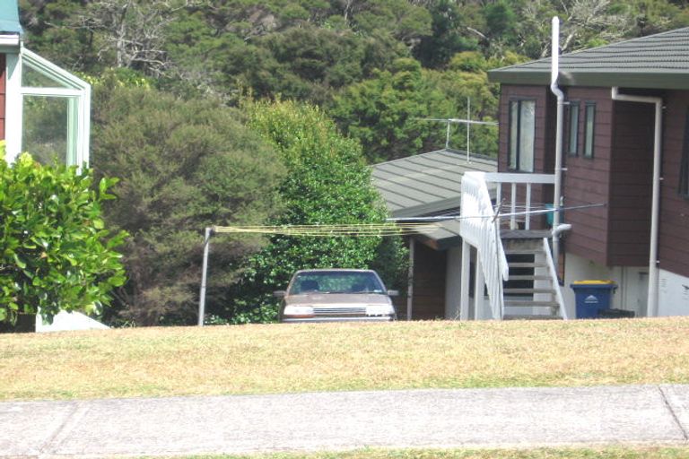Photo of property in 2/6 Fernlea Rise, Bayview, Auckland, 0629