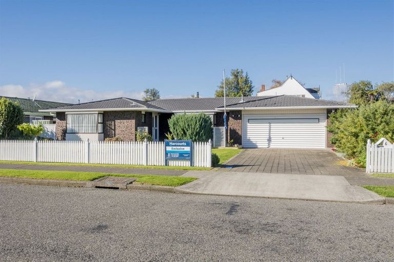 Photo of property in 6 Eden Street, Levin, 5510