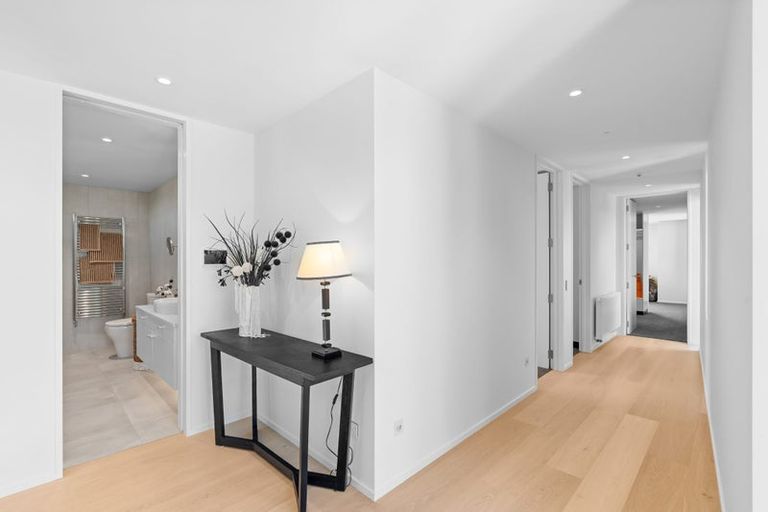 Photo of property in 57 Garden Road, Merivale, Christchurch, 8014