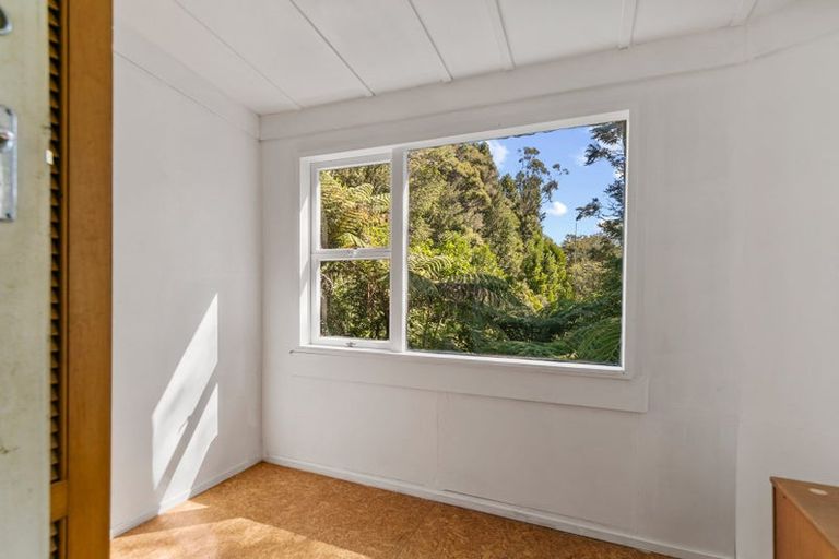 Photo of property in 37 Autumn Avenue, Glen Eden, Auckland, 0602