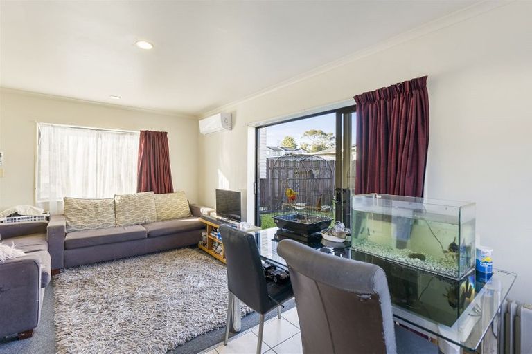 Photo of property in 37 Minaret Drive, Bucklands Beach, Auckland, 2014