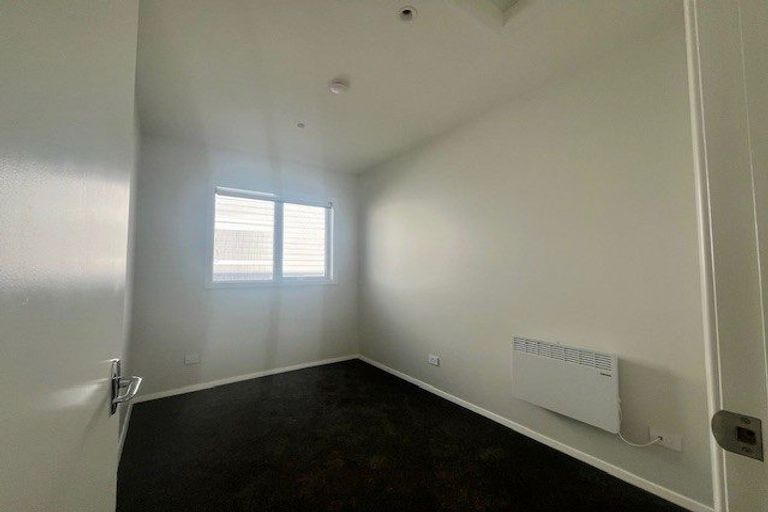 Photo of property in 21 Queens Drive, Kilbirnie, Wellington, 6022