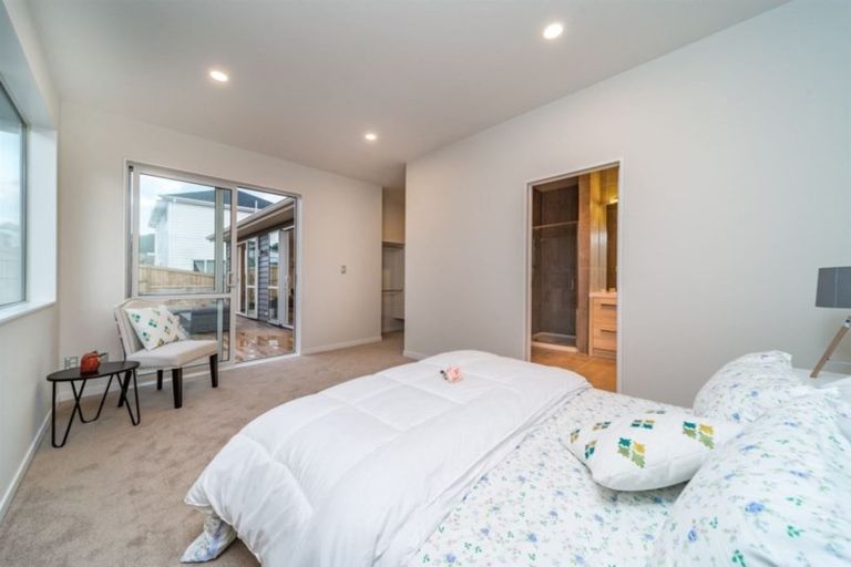 Photo of property in 15 Parkview Drive, Gulf Harbour, Whangaparaoa, 0930