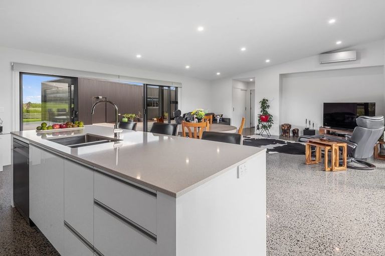 Photo of property in 18 Springs Road, Poroti, Whangarei, 0179
