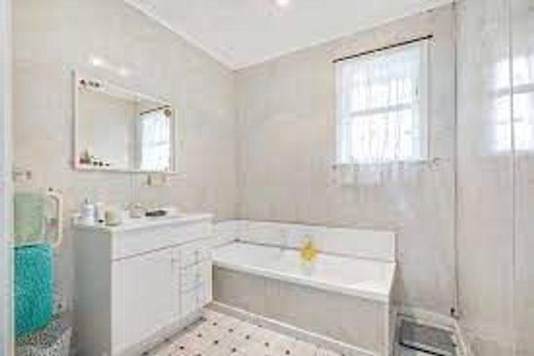 Photo of property in 90 Warspite Avenue, Cannons Creek, Porirua, 5024