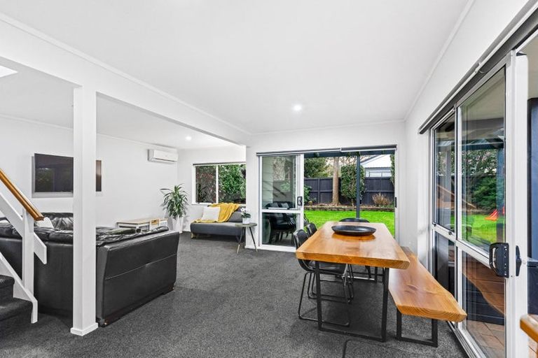 Photo of property in 2/41 Colwill Road, Massey, Auckland, 0614