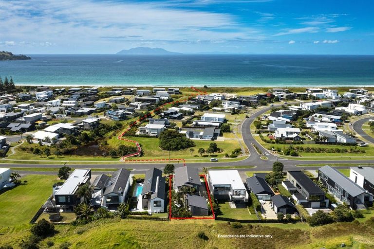 Photo of property in 36 Mangatawhiri Road, Omaha, 0986