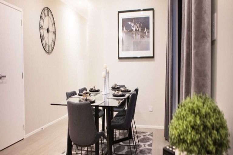 Photo of property in 10 Horsefields Drive, Flat Bush, Auckland, 2019