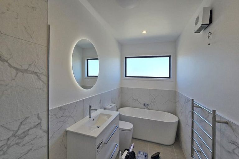 Photo of property in 7 George Yee Place, Taradale, 4112