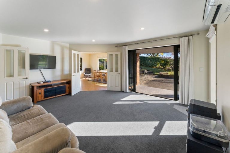 Photo of property in 10 Lobank Place, Richmond, 7020