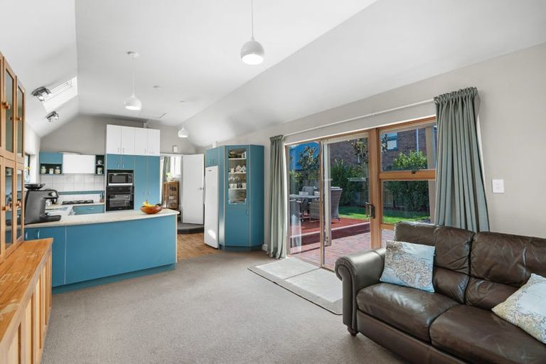 Photo of property in 84 Idris Road, Fendalton, Christchurch, 8052