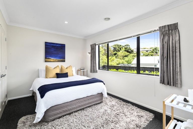 Photo of property in 40 Navigation Drive, Whitby, Porirua, 5024