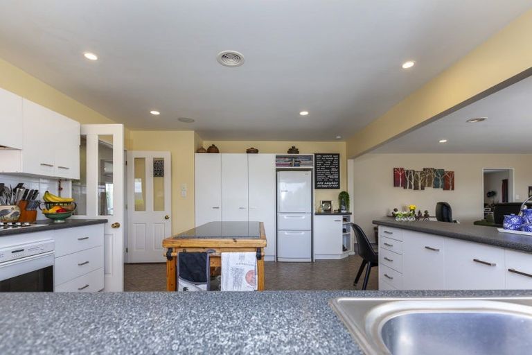 Photo of property in 236 Mazengarb Road, Paraparaumu, 5032