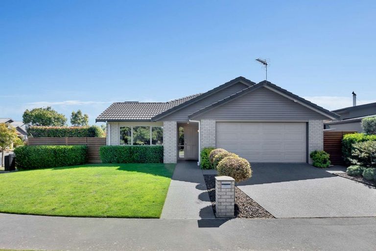 Photo of property in 2 Kapiti Street, Parklands, Christchurch, 8083