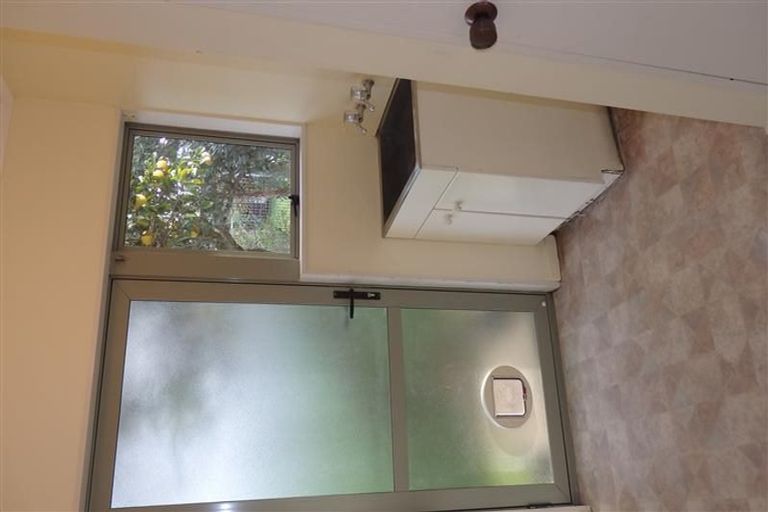 Photo of property in 52 Wedgwood Avenue, Mangere East, Auckland, 2024