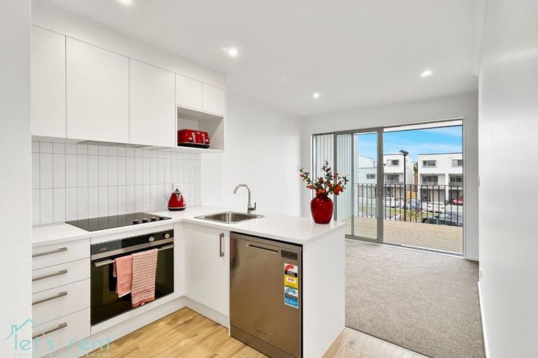 Photo of property in 23 Ngae Place, Mangere East, Auckland, 2024