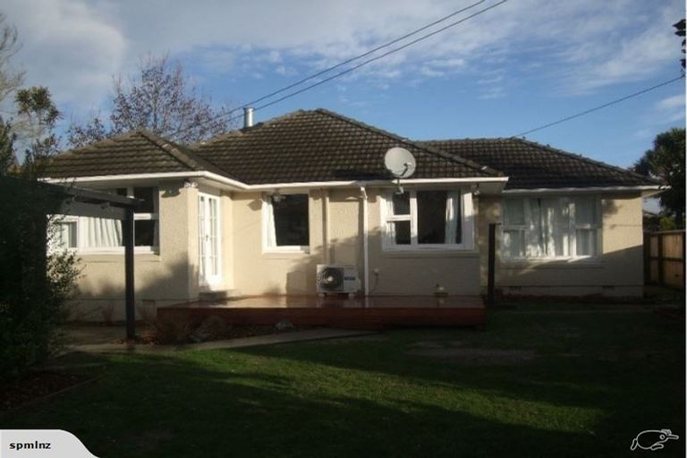 Photo of property in 11 Mclellan Place, Ilam, Christchurch, 8041