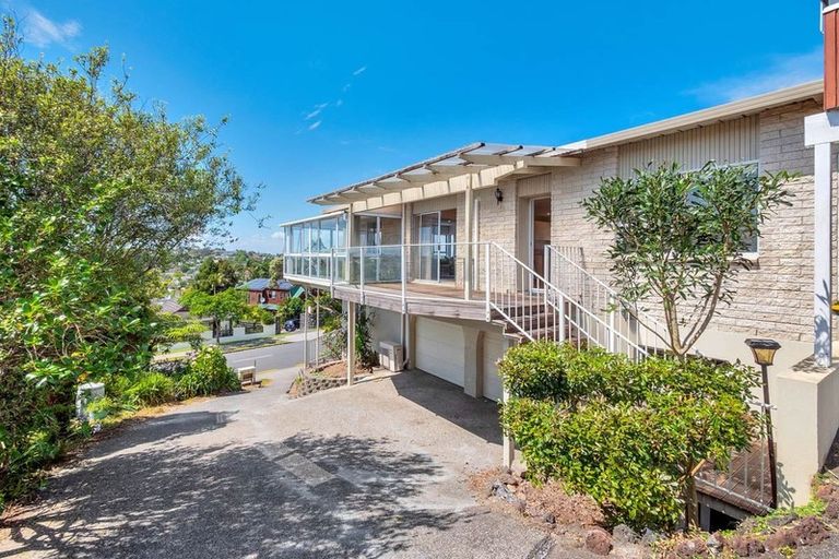 Photo of property in 1/135 Glamorgan Drive, Torbay, Auckland, 0630