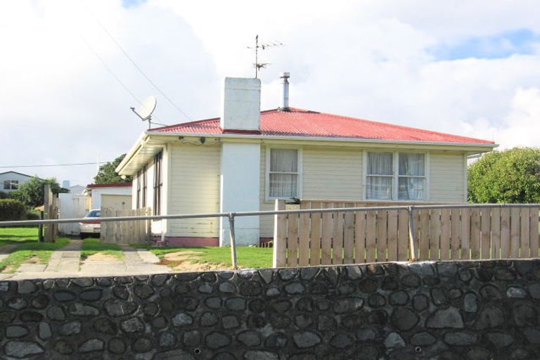 Photo of property in 87 Te Pene Avenue, Titahi Bay, Porirua, 5022