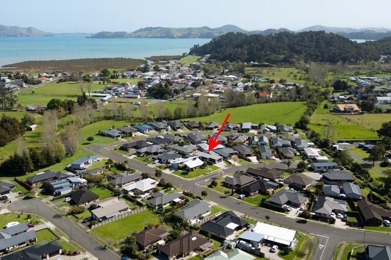 Photo of property in 29 Mary-ellen Place, Coromandel, 3506