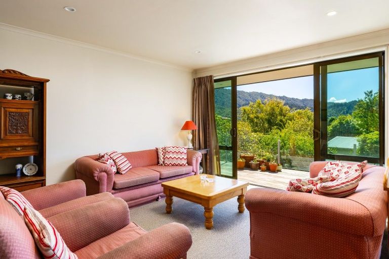 Photo of property in 67a York Street, Picton, 7220